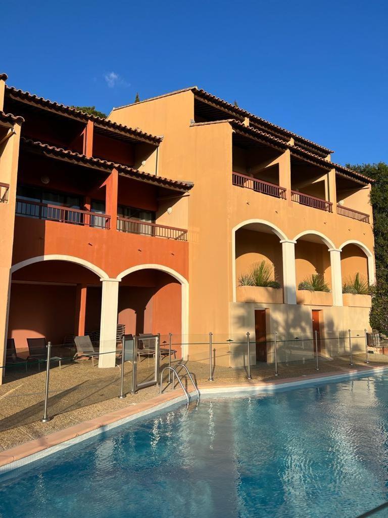 Appartement Vue Sur Mer, Piscine, Garage Prive Bormes-les-Mimosas Exterior foto